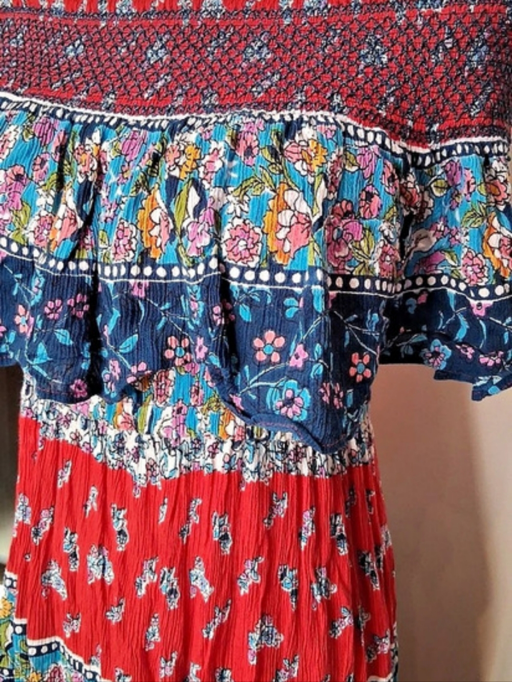 Patrons of Peace Floral Off Shoulder Boho Maxi Dress Size LARGE Like New - Picture 3 of 5